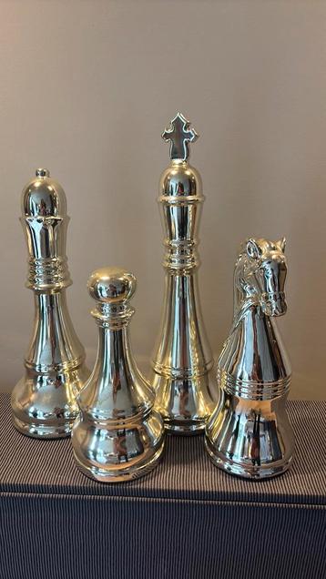 Riverdale Schaakstukken Set - Decoratief beschikbaar voor biedingen