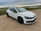 Volkswagen Scirocco 2.0 TSI 272pk 2011 Wit/ Nieuwe APK, Auto's, Voorwielaandrijving, 65 €/maand, 1273 kg, 4 cilinders