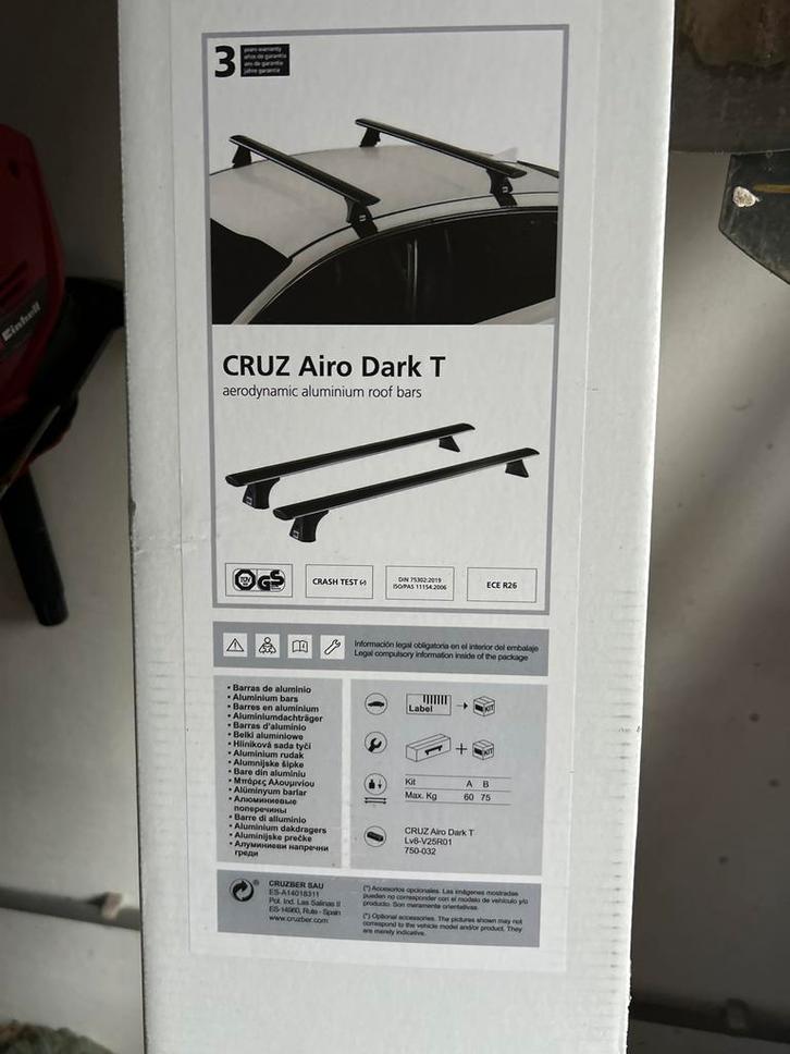 Cruz Airo Dark T dakdragers Audi Q3 sportback, Auto diversen, Dakdragers, Nieuw, Ophalen