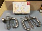 Post en Eger :  2 sets RVS deurbeslag PC72  NIEUW, Ophalen of Verzenden, Nieuw, Materiaal
