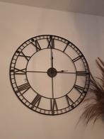 Industriële klok ijzer 88 cm zwart, Huis en Inrichting, Woonaccessoires | Klokken, Ophalen of Verzenden, Zo goed als nieuw, Wandklok
