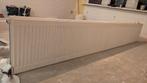 Radiator 2-plaats 250x40cm, Doe-het-zelf en Verbouw, Verwarming en Radiatoren, Ophalen, 30 tot 80 cm, Gebruikt, Radiator