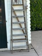 Hoge houten trap, Ophalen