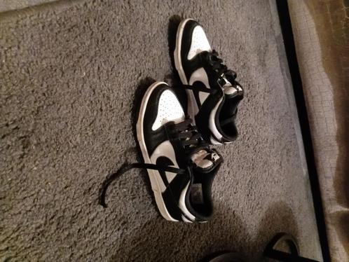 Nike dunk low , nike jordans , nike court bourough low, Kleding | Dames, Schoenen, Nieuw, Sneakers of Gympen, Wit, Ophalen