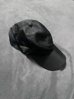 Prada pet, Ophalen, Zo goed als nieuw, One size fits all, Pet