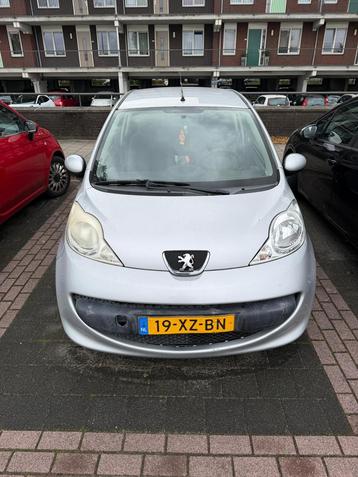 Peugeot 107 opknap/schade auto beschikbaar voor biedingen