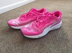 Hard roze bijna nieuwe Puma Profoam Lite sneakers 42,5, Roze, Puma, Verzenden, Sneakers of Gympen