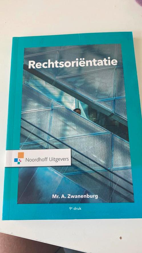 Rechtsoriëntatie, Amber Zwanenburg, Boeken, Schoolboeken, Zo goed als nieuw, Overige vakken, Overige niveaus, Ophalen of Verzenden