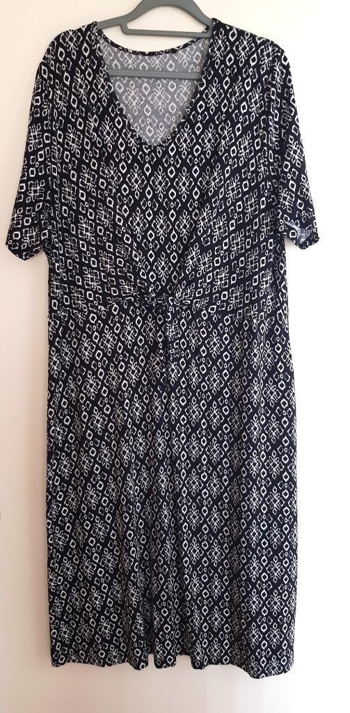 Via Appia Jurk 46, Kleding | Dames, Grote Maten, Zo goed als nieuw, Jurk, Zwart, Verzenden