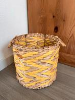 Leuke plantenmand van riet, Mand, Rond, Ophalen of Verzenden, Zo goed als nieuw