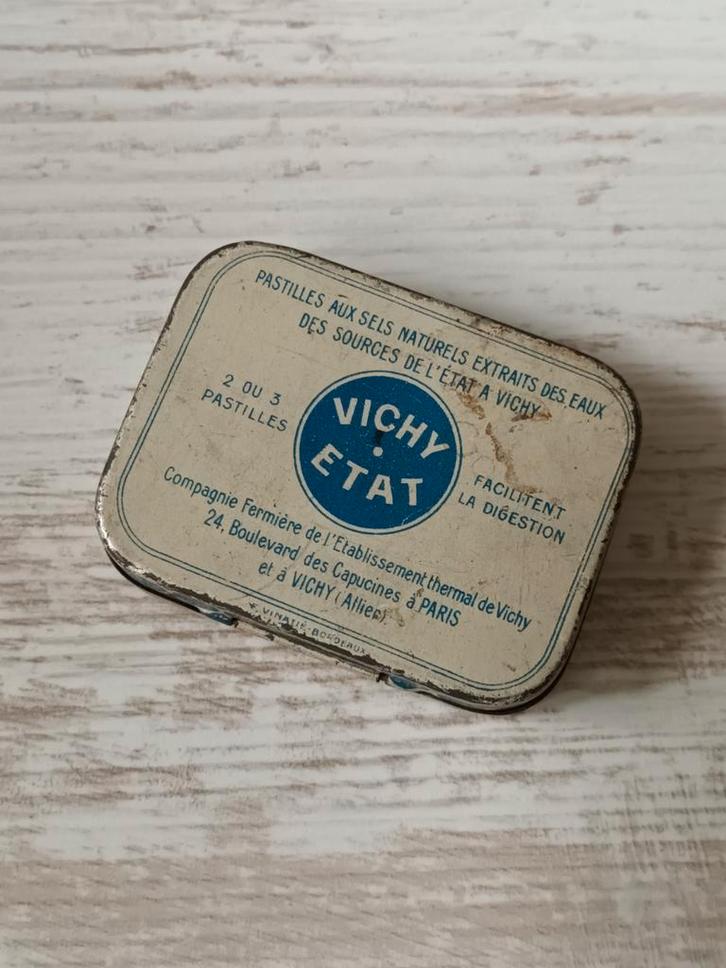Vintage Vichy Etat Pillendoosje, Antiek en Kunst, Antiek | Overige Antiek, Ophalen of Verzenden