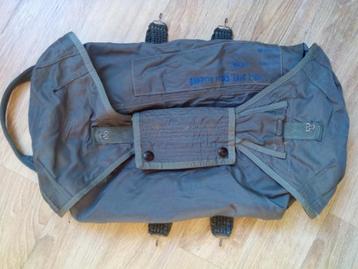 Amerikaanse Reserve Parachute Omhulsel Container T10 US Army beschikbaar voor biedingen