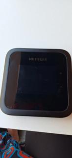 Mifirouter Nighthawk Netgear M6 Pro met Antenne, wandhouder, Ophalen of Verzenden, Zo goed als nieuw
