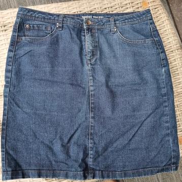 Donkerblauwe spijkerrok Yessica maat 42 beschikbaar voor biedingen