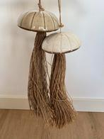 Decoratieve Kwallen Hanger, Ophalen