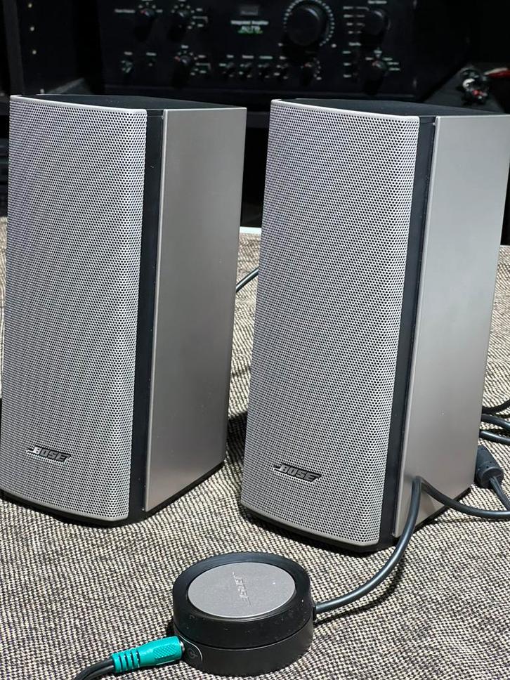 Bose Companion 20 – Uitstekende geluidskwaliteit, Computers en Software, Pc speakers, Zo goed als nieuw, Audiokanaal 2.1, Verzenden