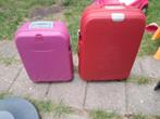 Koffers - Roze & Rood - Met Wieltjes, Uitschuifbare handgreep, Gebruikt, Hard kunststof, Minder dan 50 cm
