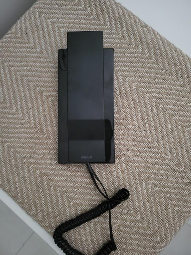 Zwarte intercom, Ophalen, Nieuw