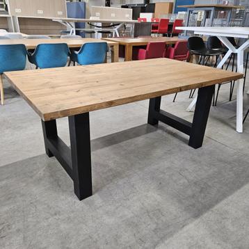 Massieve houten eettafel - 76x179x100 cm beschikbaar voor biedingen