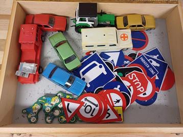 Verkeersmodellen miniatuurvoertuigen-magnetisch verkeersbord beschikbaar voor biedingen