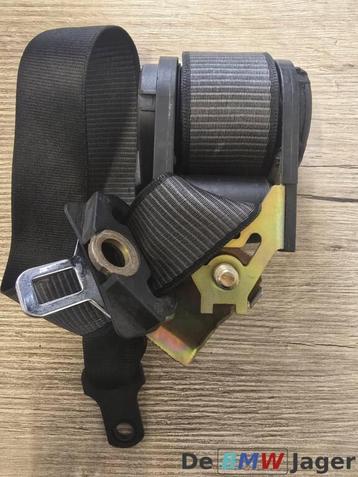 Veiligheidsgordel rechtsvoor BMW 5-serie E28 E32 1938128 beschikbaar voor biedingen