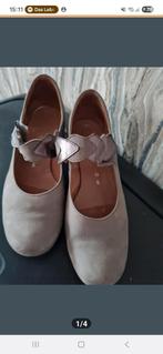 Gabor damesschoenen klein hakje maat 39, Kleding | Dames, Schoenen, Ophalen of Verzenden, Zo goed als nieuw, Beige