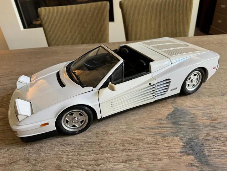 Pocher Ferrari Testarossa cabrio wit schaal 1-8, Hobby en Vrije tijd, Modelauto's | 1:5 tot 1:12, Gebruikt, Auto, 1:5 t/m 1:8