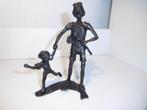 Bronzen beeldje spelend kind, Ophalen of Verzenden