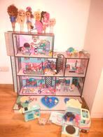 LOL L.O.L. poppenhuis met heel veel poppen en accessoires., Ophalen of Verzenden, Zo goed als nieuw
