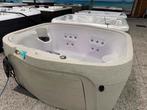 FreeFlow Spa 4 persoons, Hufterproof, Plug&Play, Geïsoleerd.