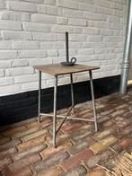 Oud leuk leger krukje( bijzettafeltje) metaal en hout, Ophalen, Hout