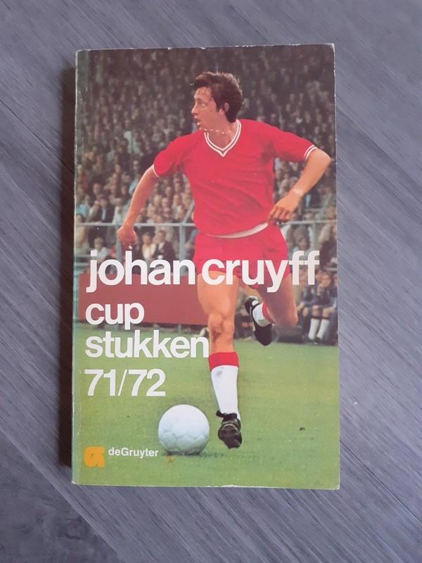 Johan Cruyff Cup stukken 71/72 - Johan Cruyff, Boeken, Sportboeken, Gelezen, Balsport, Ophalen of Verzenden