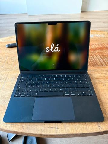 MacBook Air 13" M2 - 16GB - 512GB - Midnight (2022) beschikbaar voor biedingen