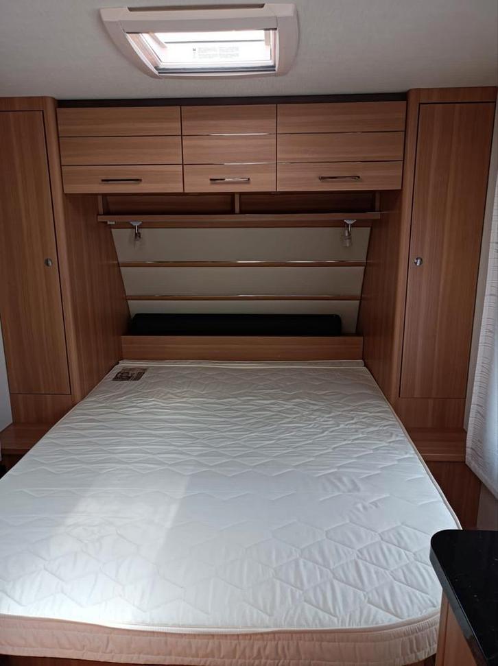 Nette lmc caravan in spanje met of zonder perceel of in NL., Caravans en Kamperen, Caravans, Particulier, tot en met 4, Treinzit