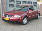 Volkswagen Passat 1.6 Arctic 2003 AircoClima NW APK, 65 €/maand, Stof, Gebruikt, Sedan