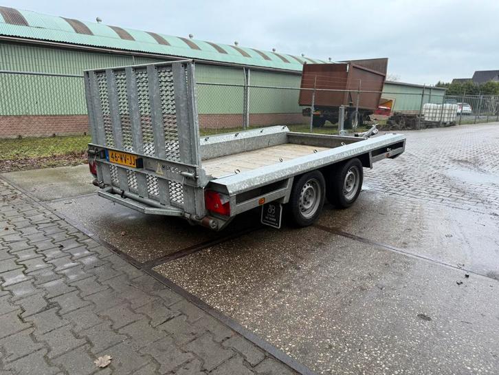 Hulco Terrax-2 3000kg (2020) machineaanhanger / plateauwagen, Auto diversen, Aanhangers en Bagagewagens, Zo goed als nieuw, Ophalen