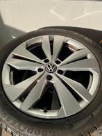 Winterbanden VW ID3 Good Year 215/55R18 UltraGrip ICE, Ophalen, 18 inch, Winterbanden, Band(en)
