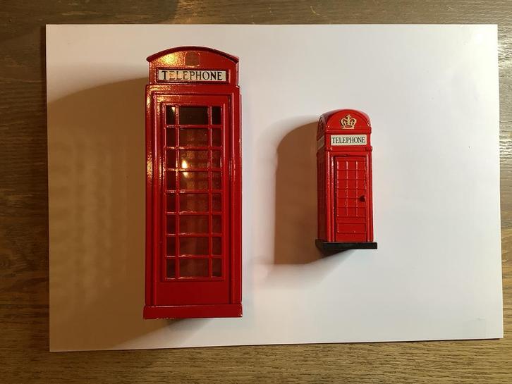 Engelse telefooncel spaarpot & puntenslijper, Verzamelen, Spaarpotten, Zo goed als nieuw, Object of Gebouw, Metaal of Blik, Ophalen of Verzenden