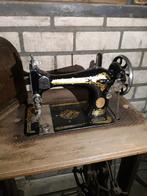 Oude Singer trapnaaimachine, Antiek en Kunst, Antiek | Naaimachines, Ophalen