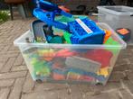 Magic track racebaan incl. accessoires en twee autootjes., Kinderen en Baby's, Speelgoed | Racebanen, Ophalen, Zo goed als nieuw