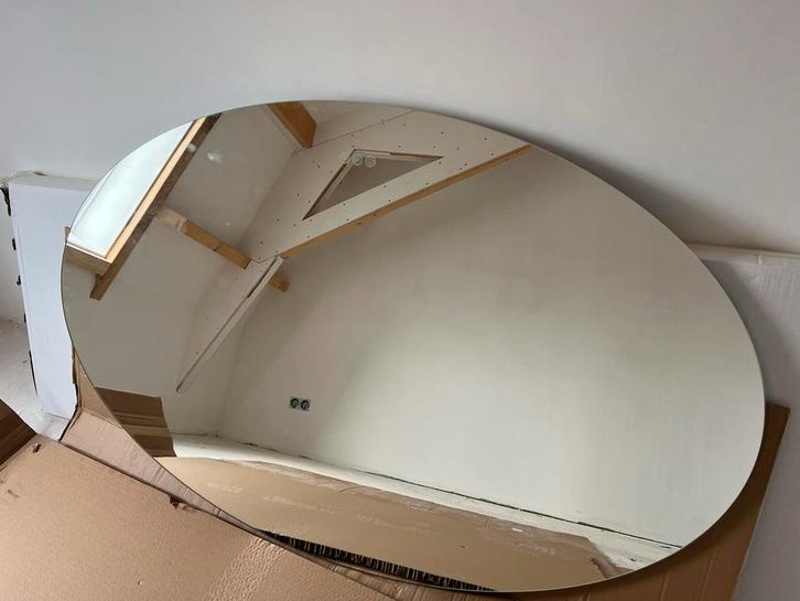 Verwarmde Ellips Spiegel, Huis en Inrichting, Woonaccessoires | Spiegels, Nieuw, 125 cm of meer, Minder dan 100 cm, Ovaal, Ophalen