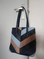 Mooie dames tas in visgraat patroon, Ophalen of Verzenden, Zo goed als nieuw, Blauw, Handtas