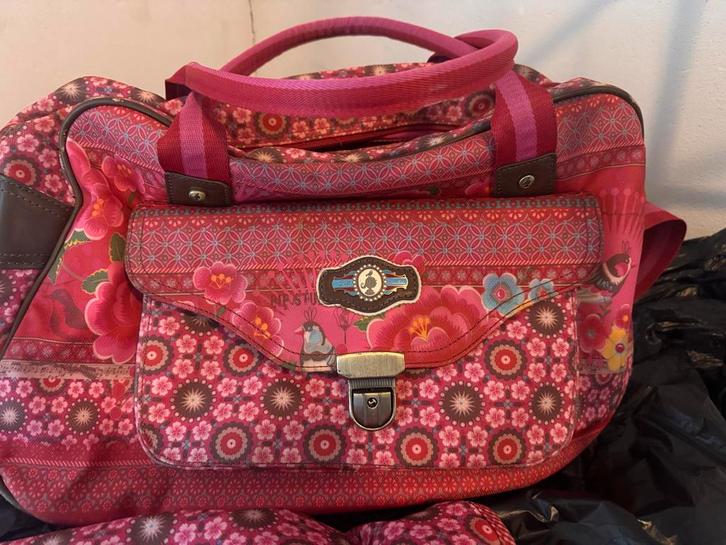 Pip Studio Luiertas met bloemenprint en verschoningsmatje, Kinderen en Baby's, Luiertassen, Gebruikt, Schoudertas, Ophalen of Verzenden