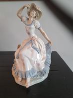 Porseleinen beeld made in Spain, Antiek en Kunst, Ophalen of Verzenden