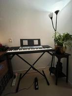 Yamaha YPT-255 keyboard + standaard + pedaal, Muziek en Instrumenten, Ophalen, 61 toetsen, Yamaha, Zo goed als nieuw