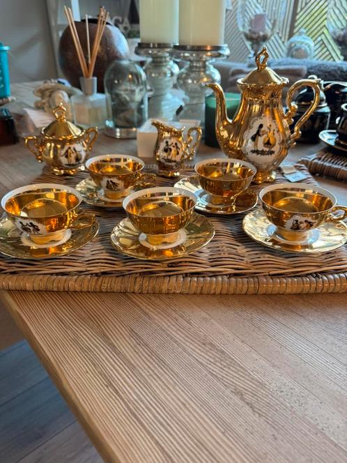 Bavaria schaller wiesau mocca servies compleet, Antiek en Kunst, Antiek | Servies compleet, Ophalen of Verzenden