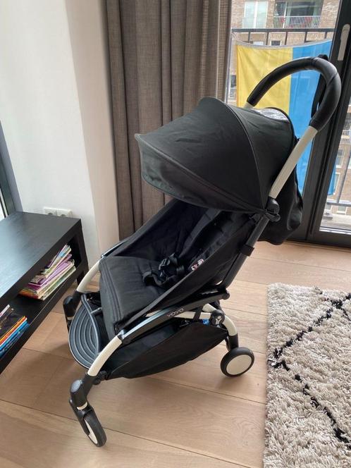 Babyzen YoYo² (zwart) met beensteun, Kinderen en Baby's, Buggy's, Gebruikt, Overige merken, Verstelbare rugleuning, Ophalen of Verzenden