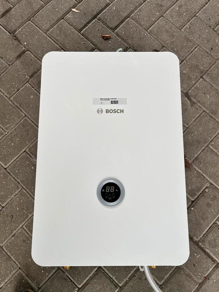 Nefit Bosch elektrische CV-ketel Tronic Heat 3500-18 KW, Doe-het-zelf en Verbouw, Geisers en Boilers, Zo goed als nieuw, Boiler