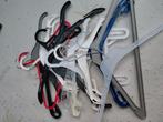 Gratis 17 kleding hangers, Ophalen, Zo goed als nieuw