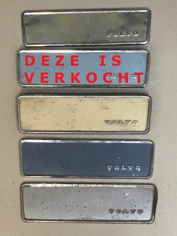 Radio-gat afdekplaat. Volvo. chroom met uitslag v.weinig. beschikbaar voor biedingen